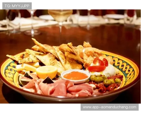 澳门娱乐攻略:夜生活、表演秀与美食一站式指南 澳门娱乐攻略:夜生活、表演秀与美食一站式指南